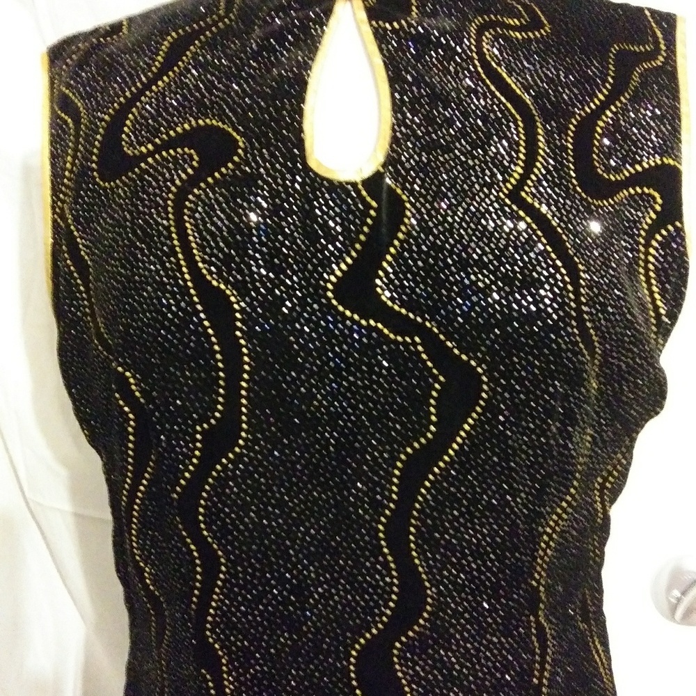 Dress - Picture 6 of 7